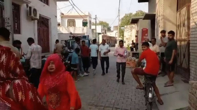 Hapur News: छज्जुपुर में लाखों की चोरी से सनसनी, खुली पुलिस गश्त व्यवस्था की पोल