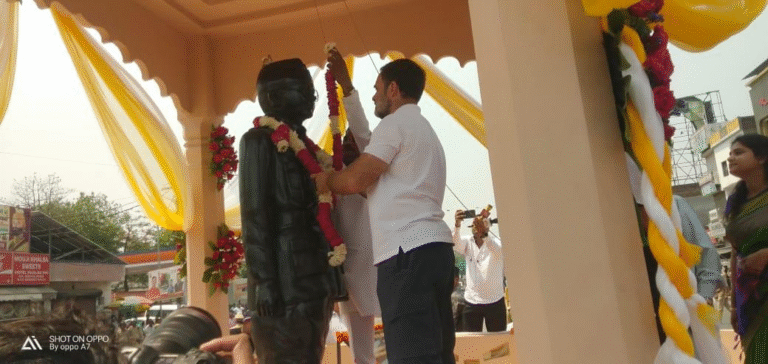 Raebareli News: रायबरेली में राहुल गांधी का दो दिवसीय दौरा, सोलर प्लांट और नेताजी की प्रतिमा का अनावरण
