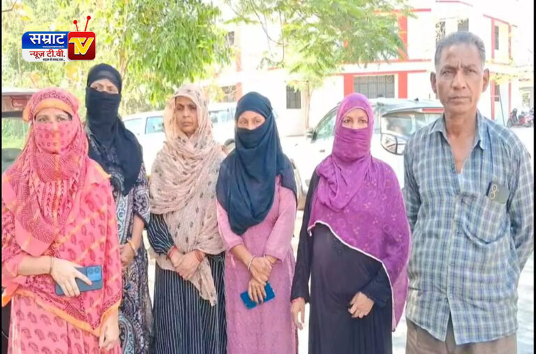 Jhansi News: पत्नी और ससुराल पक्ष की प्रताड़ना से परेशान युवक ने SSP से लगाई न्याय की गुहार