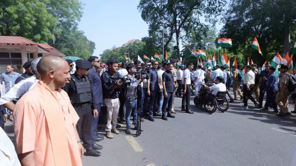 Bharat Shaurya Tiranga Yatra Yogi Aadityanath