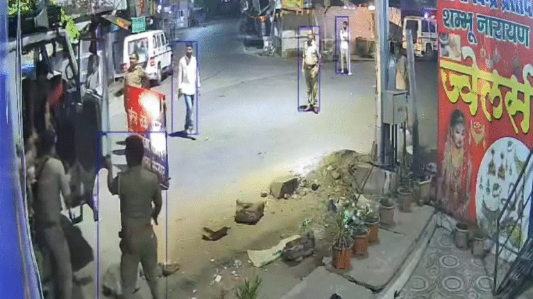 A case of beating of a truck driver came to light in Bansgaon
