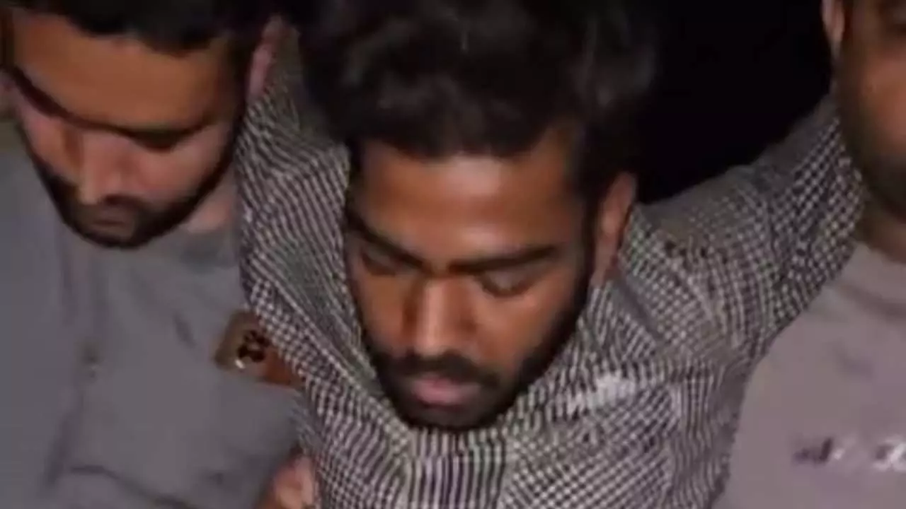Two more miscreants arrested for robbery in jewellery shop