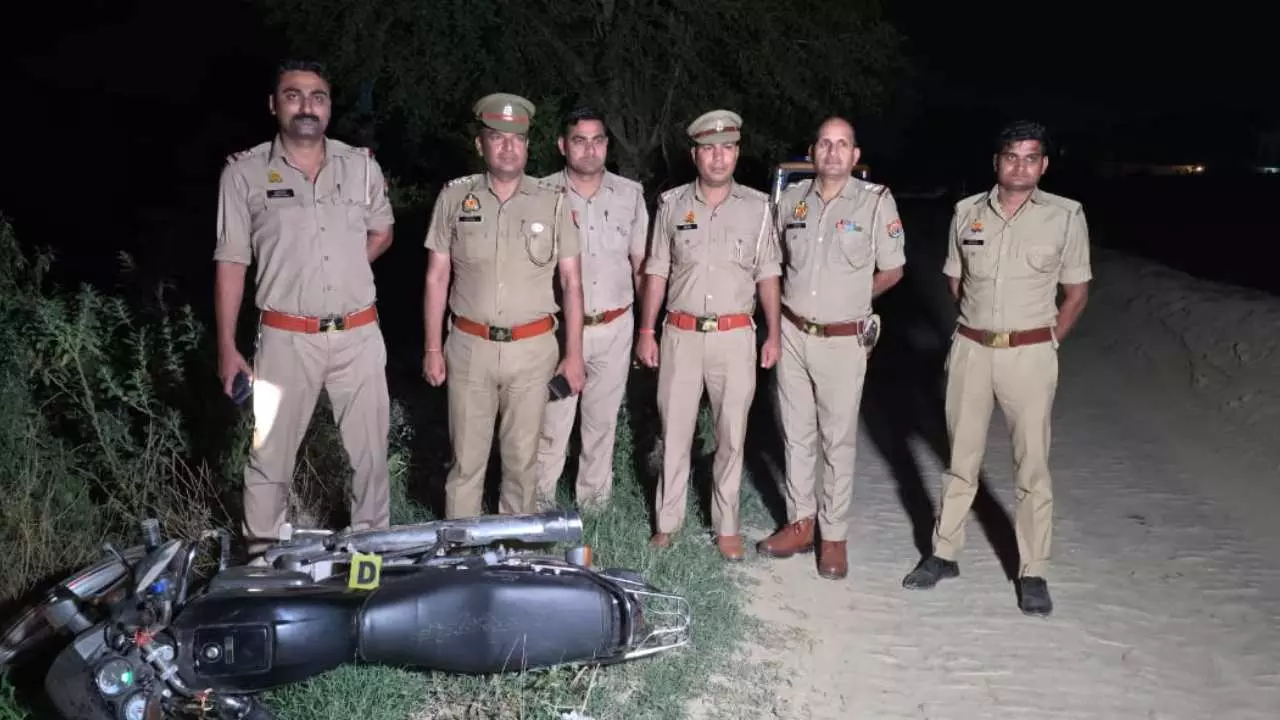 Encounter between gangster and police