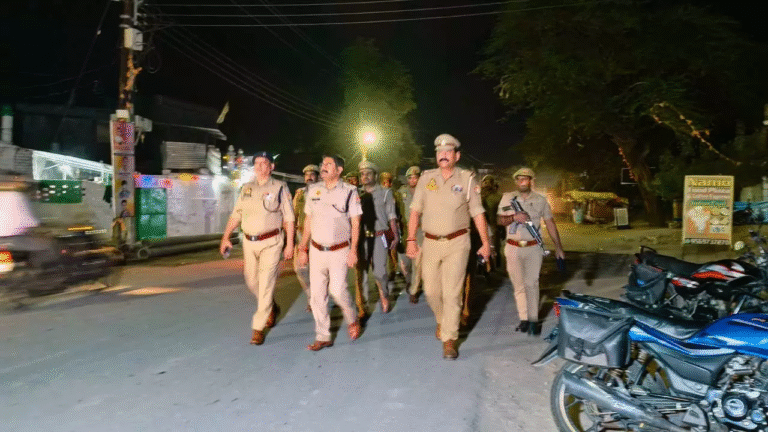 SP Rural's foot march for security in Sarafa Bazar