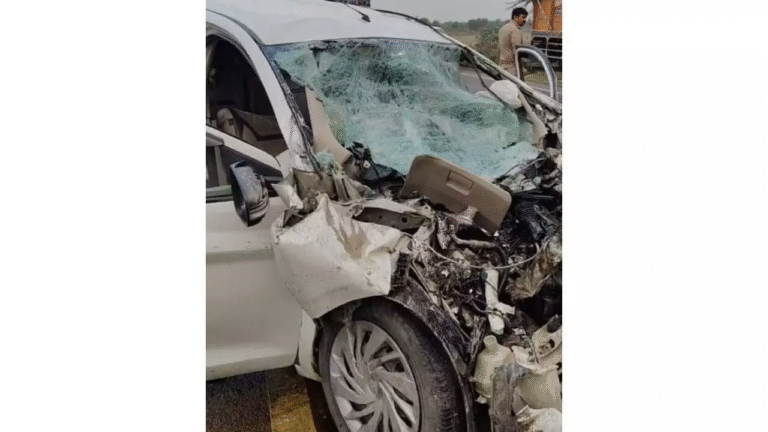 Four died on the spot in a collision between a truck and Ertiga