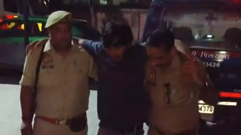 Encounter between police and miscreants at daybreak
