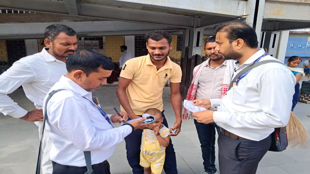 1695 ticketless passengers caught