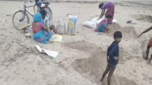 Illegal sand mining is going on rampantly in Mahevaghat police station area