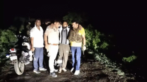 Encounter between police and miscreants in Mainpuri