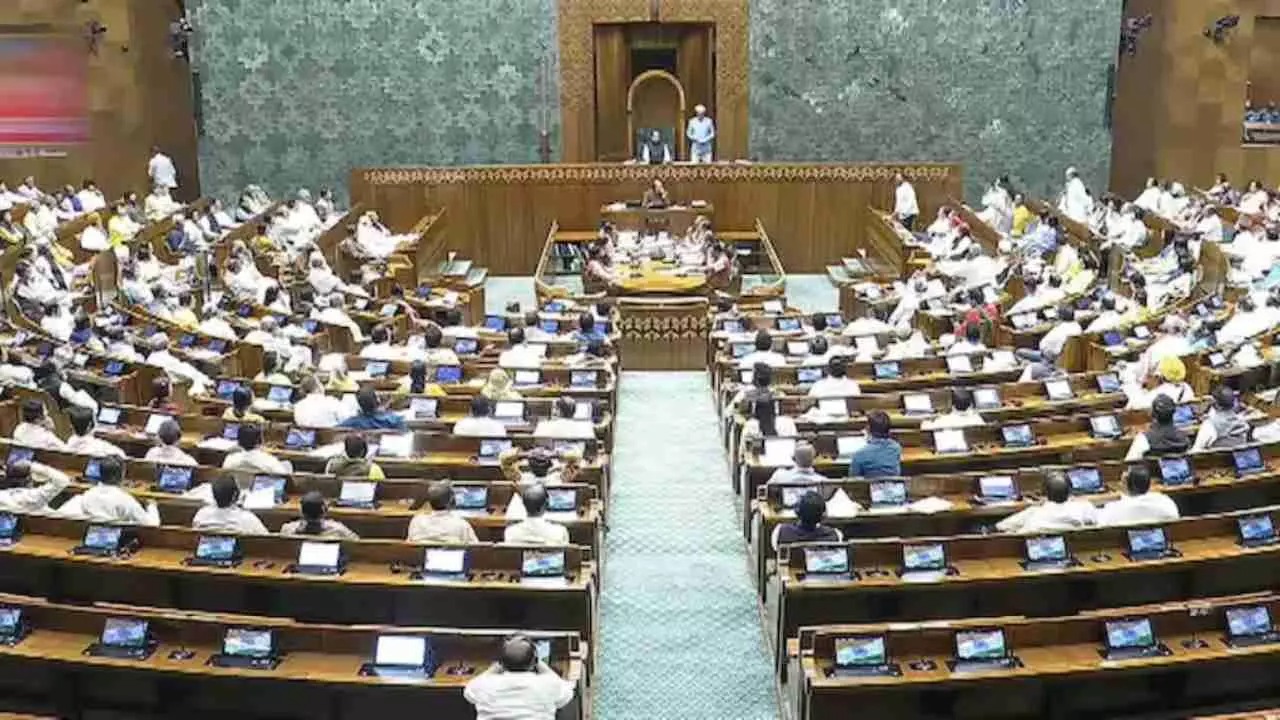 PM से CM तक सभी की हिलेगी कुर्सी, 30 दिन से ज्यादा हिरासत में रहे तो... संसद में आज पेश होंगे 3 बड़े बिल