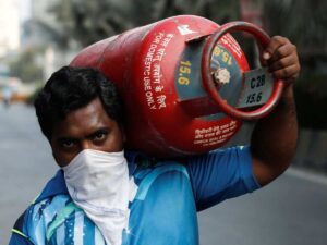 1 सितंबर से आपके बजट में होगी हलचल, जानें कौनसे 5 नियम बदलेंगे