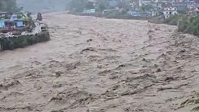 Uttarakhand News: चमोली में बादल फटा, दो लापता, अलकनंदा-मंदाकिनी नदियाँ उफान पर, अलर्ट जारी