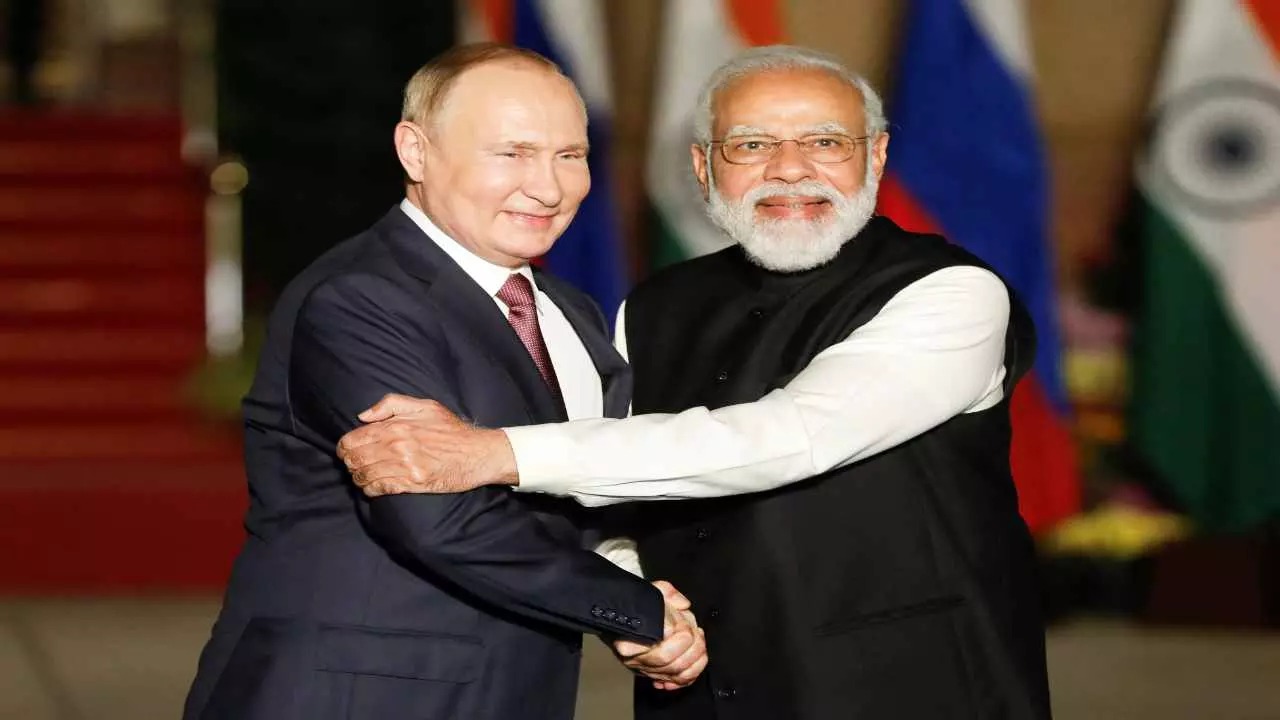 ट्रंप को तगड़ा झटका: रूस भारत को देगा और S-400 मिसाइल, तेल पर भी बड़ी छूट — भारत को जबरदस्त फायदा