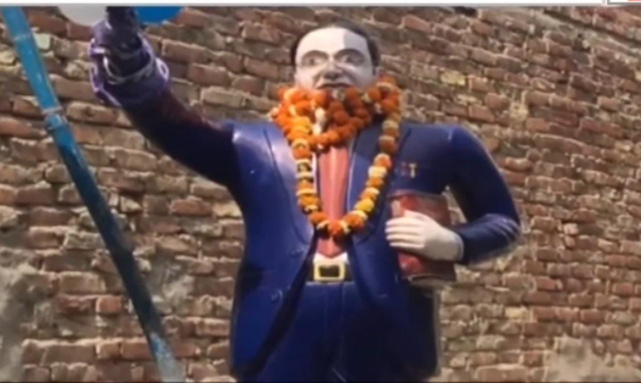 Jharkhand News : बाबा साहेब अंबेडकर की प्रतिमा क्षतिग्रस्त, मंत्री आवास के पास हुई शर्मनाक घटना से ग्रामीणों में उबाल