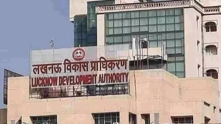 Lucknow News: अवैध निर्माणों पर ड्रोन की नजर, LDA ने पकड़े मामले, इंजीनियरों पर जांच शुरू