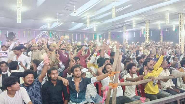 Barabanki News: देवा मेले में सलमान अली की सूफियाना रात, बेकाबू हुई भीड़ पुलिस ने संभाली व्यवस्था
