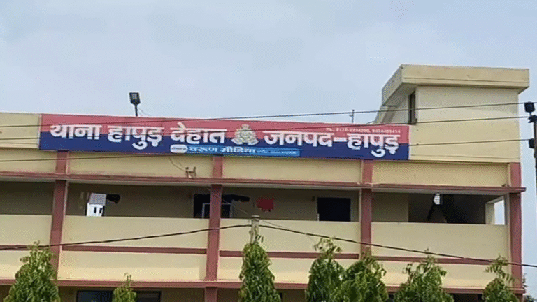 Hapur News: मासूम को थप्पड़ मारने का विरोध चाचा को पड़ा भारी, आरोपियों ने की बेरहमी से पिटाई