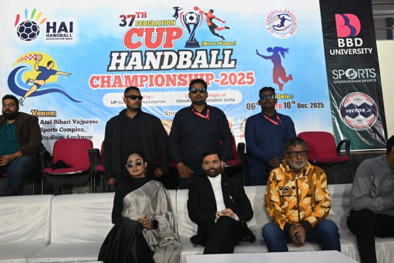 Lucknow News: 37वें फेडरेशन हैंडबॉल कप का भव्य उद्घाटन, यूथ काउंसिल ऑफ इंडिया के राष्ट्रीय अध्यक्ष सुनील वर्मा ने किया शुभारंभ
