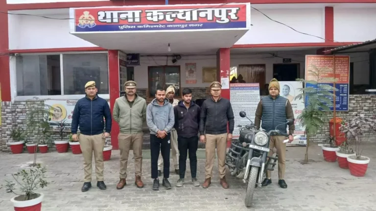 Kanpur News: बुलेट चलाने के शौक ने बनाया चोर, चोरी की बाइक के साथ दो युवक गिरफ्तार