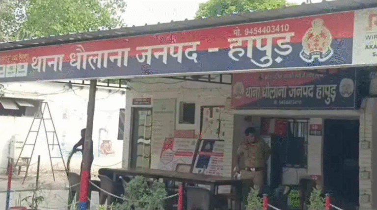 Hapur News: देहरा गांव में युवक आमिर की संदिग्ध परिस्थितियों में मौत, गले पर चोट के निशान