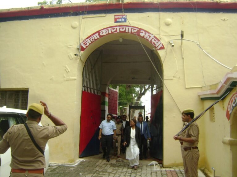 Jhansi News: झांसी जेल में सुरक्षा व्यवस्था सख्त, अब दिन में तीन बार होगी बंदियों की गिनती