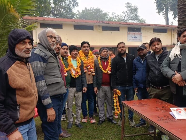 Hamirpur News: नववर्ष 2026 पर पत्रकार महासंघ की बैठक, पत्रकार हित में तीन अहम घोषणाएं