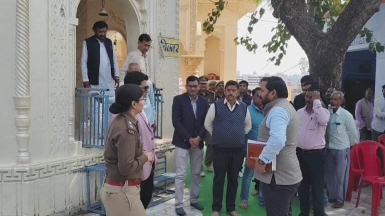 Hamirpur News : महाशिवरात्रि को लेकर प्रशासन ने सल्लेश्वर धाम का किया निरीक्षण