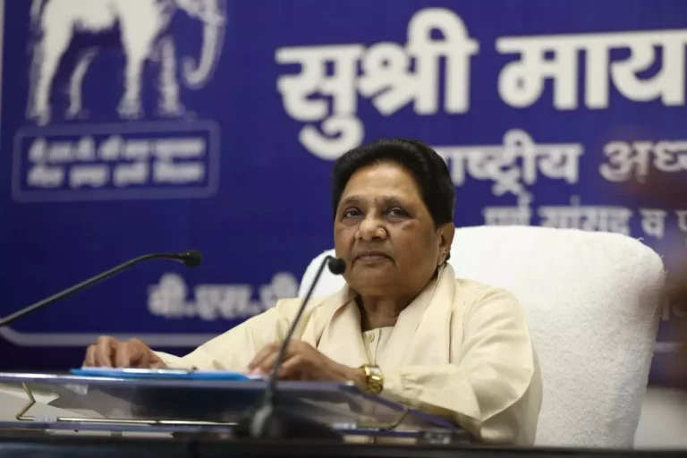 Lucknow News: लखनऊ में BSP का शक्ति प्रदर्शन; 2027 चुनाव से पहले मायावती की रणनीतिक बैठक, आकाश आनंद की भूमिका पर मंथन