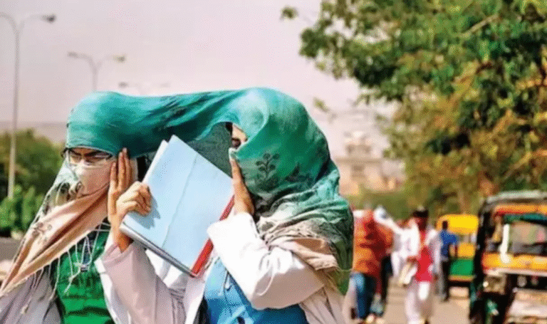 UP Weather Today: यूपी में बढ़ी भीषण गर्मी, कई जिलों में 40 डिग्री के पार पारा, IMD ने जारी किया अलर्ट
