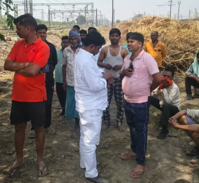 Chandauli News: चंदौली में दर्दनाक हादसा, ट्रेन से कटकर महिला की मौत, पुलिस जांच में जुटी