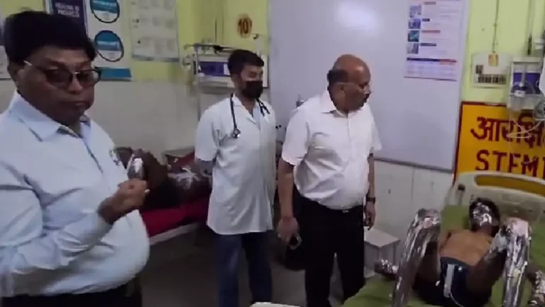 Raebareli News: गैस सिलेंडर लीकेज से भीषण आग, एक ही परिवार के 9 लोग गंभीर रूप से झुलसे