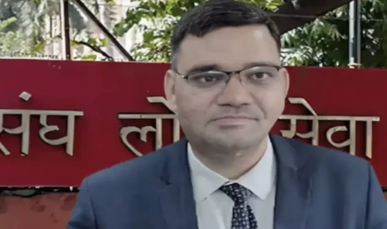 आईएएस रिंकू सिंह का यू-टर्न, इस्तीफा वापस, चुप्पी के बीच फिर चर्चा में मामला