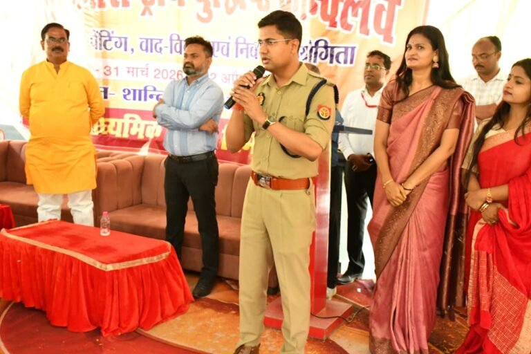 Kushinagar News: कुशीनगर में प्रथम अन्तर्राष्ट्रीय बुद्धिष्ट कॉन्क्लेव के तहत पेंटिंग, वाद-विवाद और निबन्ध प्रतियोगिताएँ सम्पन्न