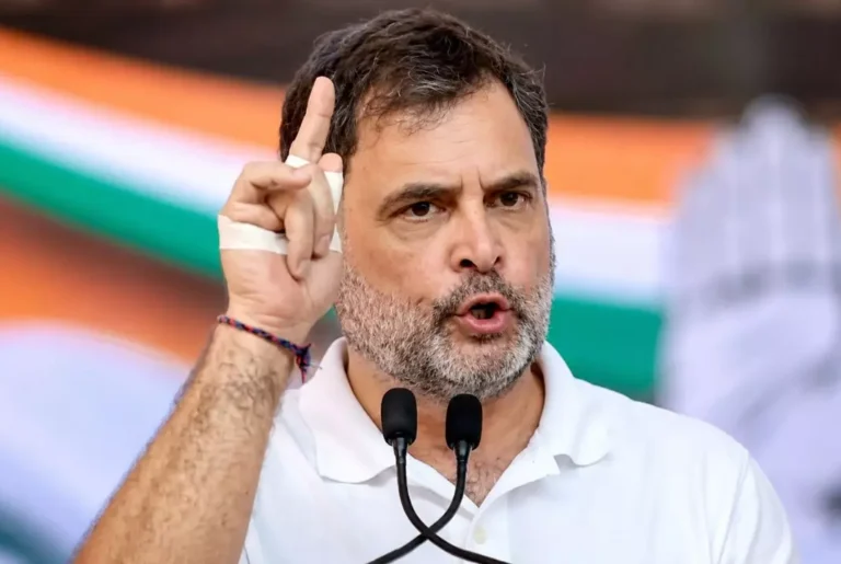 Rahul Gandhi: रायबरेली में राहुल गांधी का केंद्र सरकार पर बड़ा हमला, बोले- “देश की ओर बढ़ रहा है भयानक आर्थिक तूफान”