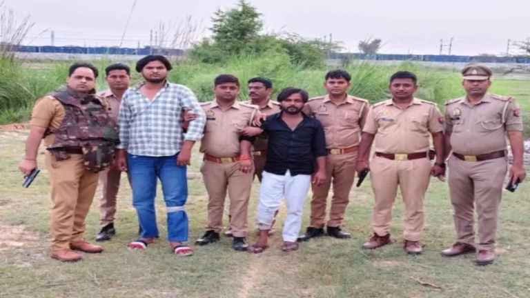 Etawah News: इटावा में पुलिस मुठभेड़ के बाद दो बदमाश गिरफ्तार, लूट की साजिश नाकाम