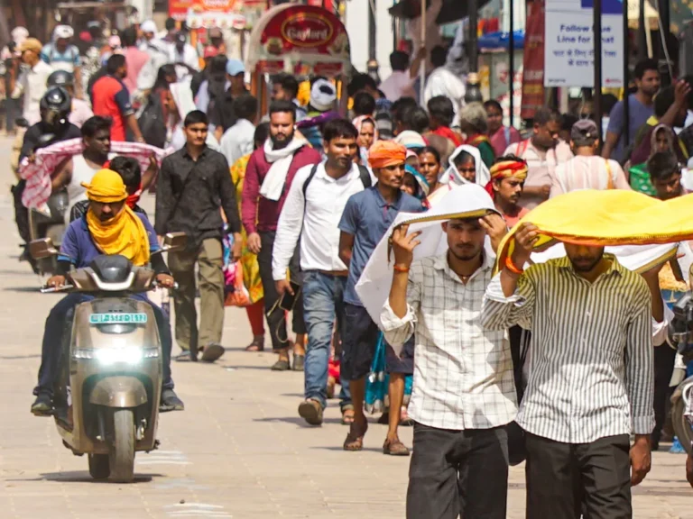 उत्तर भारत में भीषण गर्मी का कहर, कई शहरों में पारा 48 डिग्री के पार; अगले 5 दिनों के लिए अलर्ट जारी