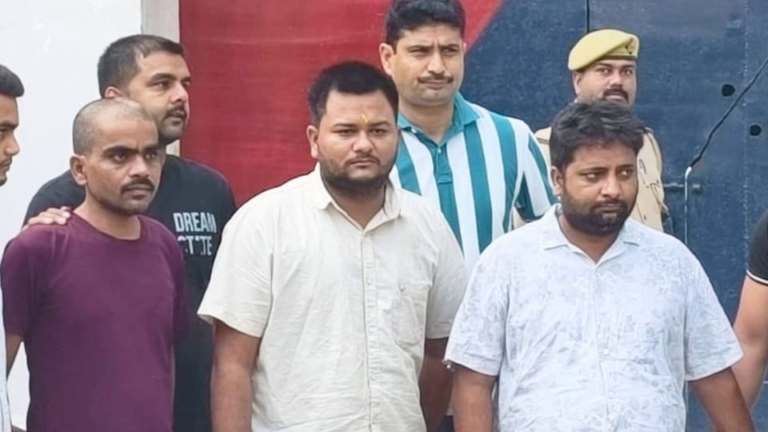 Ram Mandir Donation Theft: शेयर बाजार और गहनों में खपाई गई रकम, पुलिस की छापेमारी में बड़ा खुलासा