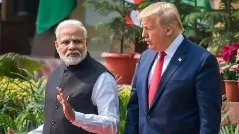 World News: अमेरिकी सीनेटर ने भारत पर रूसी तेल आयात के लिए 100 फीसदी टैरिफ लगाने का किया विरोध