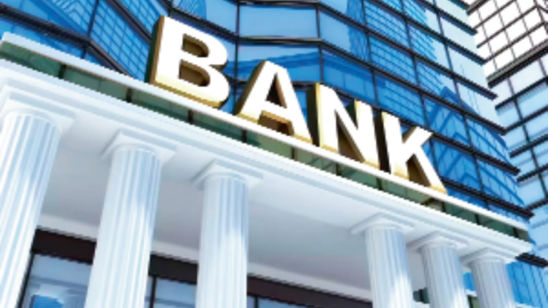 Bank Strike Update: आज रविवार को खुले हैं बैंक, अगले हफ्ते यूपी समेत देशभर में कामकाज पर भारी असर