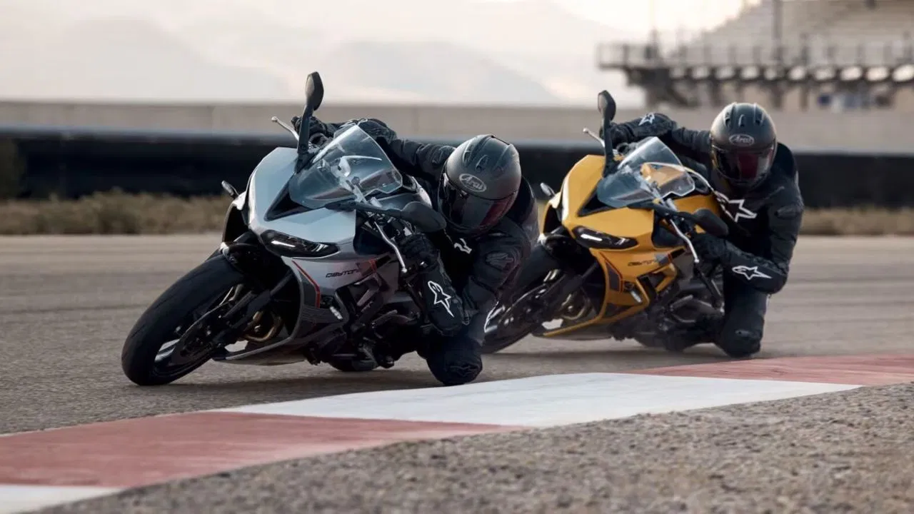2026 Triumph Daytona 660 sports bike features