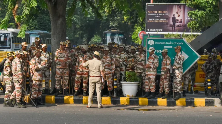 Delhi CJP Protest: जंतर-मंतर प्रदर्शन से पहले राष्ट्रीय राजधानी में हाई अलर्ट, बॉर्डर पर BSF तैनात और कई ट्रेनें रद्द